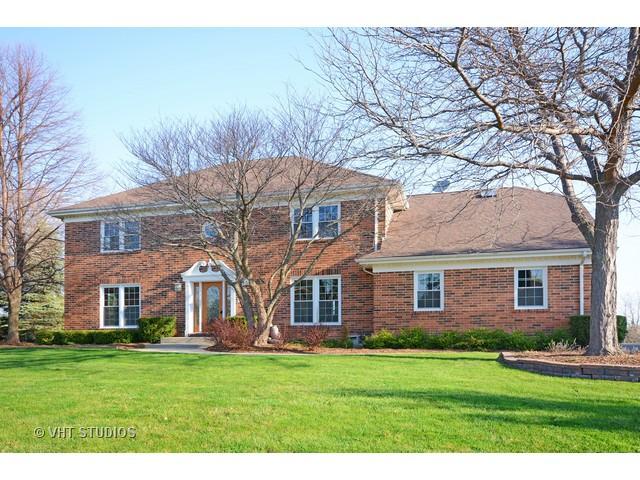 3 Whitman Ter., Hawthorn Woods, IL 60047