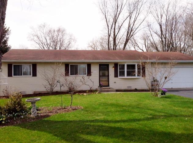4401 Hickorynut Dr., Mchenry, IL 60051
