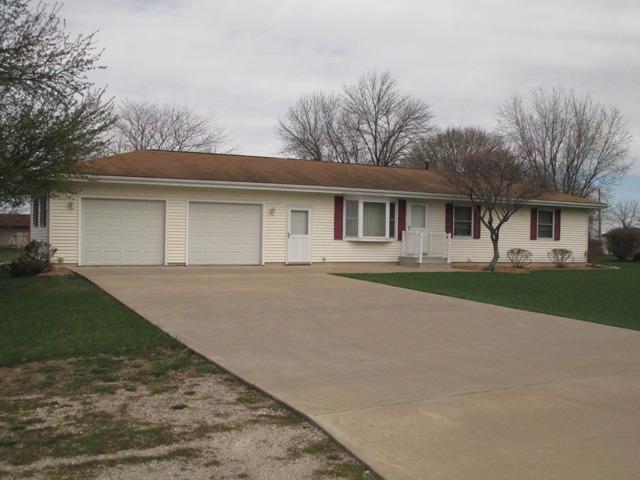 109 N Sheridan St., Lostant, IL 61334