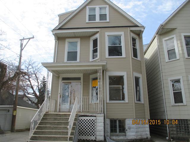 3649 W Belle Plaine Ave., Chicago, IL 60618