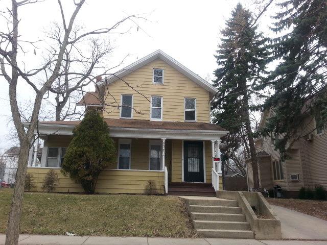 637 E Downer Pl., Aurora, IL 60505