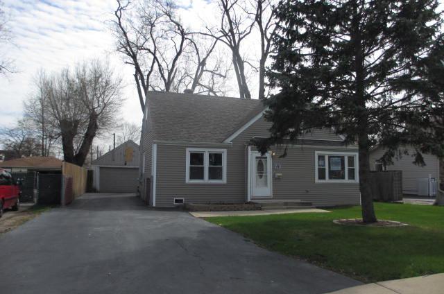 223 Country Club Dr., Northlake, IL 60164