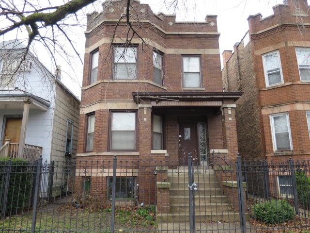 3744 N Spaulding Ave., Chicago, IL 60618