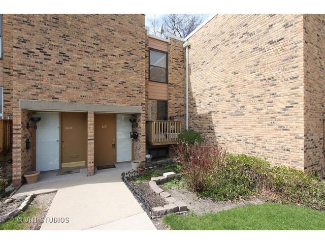 1610 Waxwing Ct., Schaumburg, IL 60173