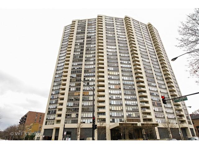 3930 N Pine Grove Ave. #2004, Chicago, IL 60613