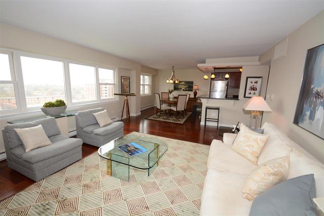141 N La Grange Rd. #1001, La Grange, IL 60525