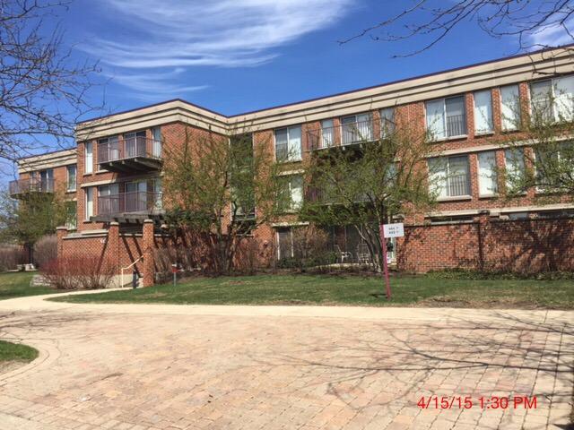 442 Kelburn Rd. #221, Deerfield, IL 60015