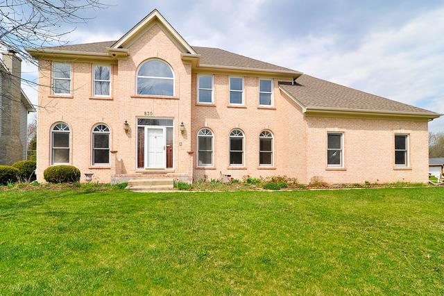 830 Donna Ave., Aurora, IL 60505