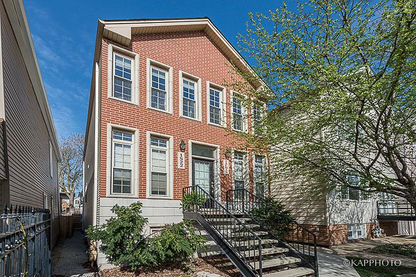 1822 N Talman Ave., Chicago, IL 60647