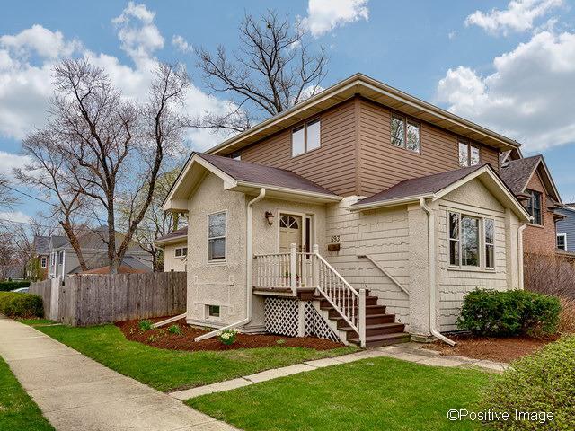 593 Prairie Ave., Glen Ellyn, IL 60137