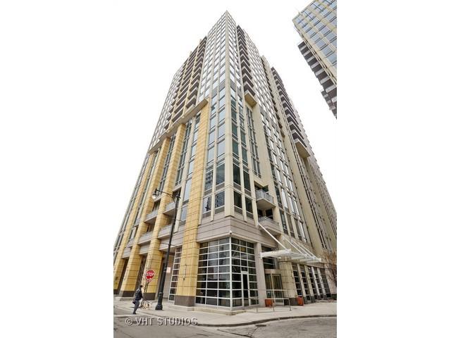 700 N Larrabee St. #1613, Chicago, IL 60654
