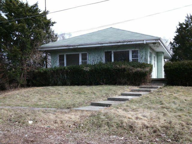 826 Sherman St., Joliet, IL 60433