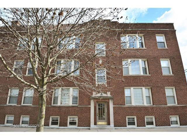 3043 W Belle Plaine Ave. #1, Chicago, IL 60618