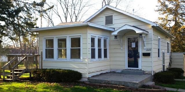 1022 W Empire St., Freeport, IL 61032