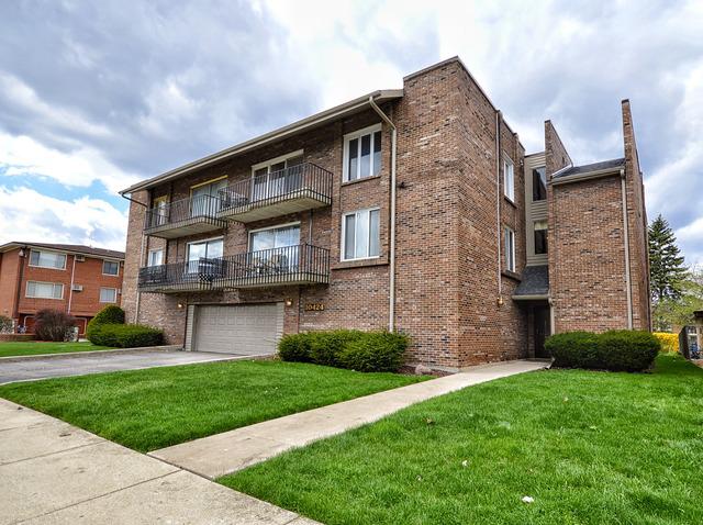 10424 Mayfield Ave. #4, Oak Lawn, IL 60453
