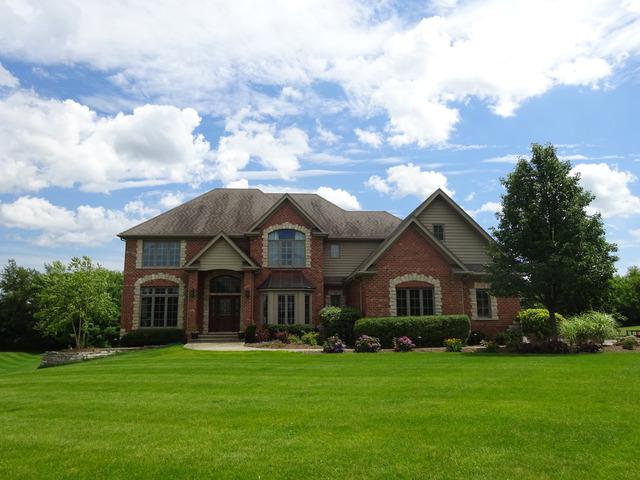 39W455 Abbey Glen Ct., St. Charles, IL 60175