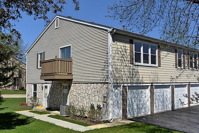 1026 Glouchester Hbr, Schaumburg, IL 60193