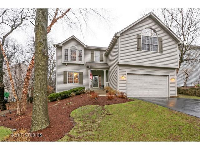 464 Kelly Ln., Crystal Lake, IL 60012