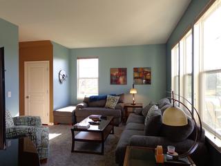 1282 Newport Cir., Pingree Grove, IL 60140
