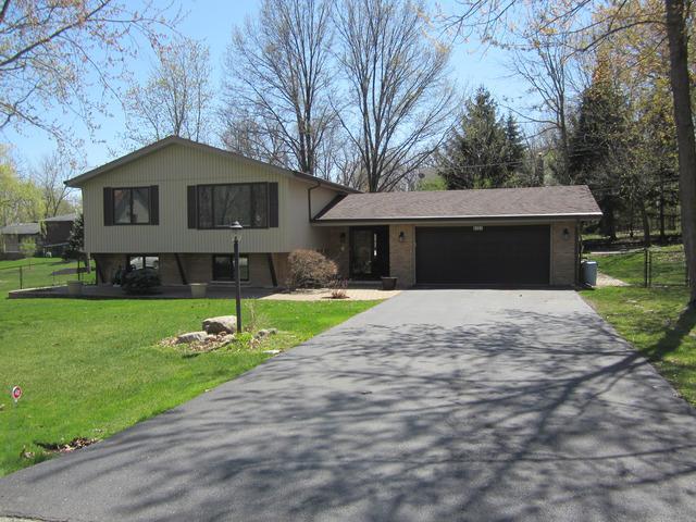 8905 W 101st Pl., Palos Hills, IL 60465