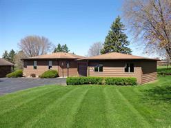 12544 Greensview Dr., Roscoe, IL 61073