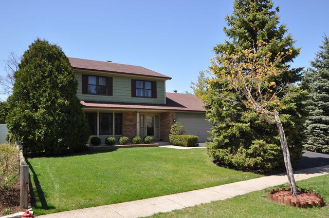 660 Blue Spruce Ln., Mundelein, IL 60060