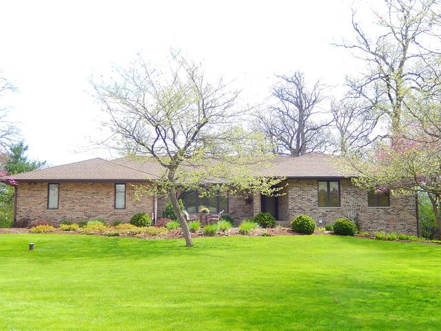27606 Hunters Ln., Sycamore, IL 60178