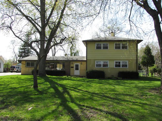 2205 Heron Ct., Rolling Meadows, IL 60008