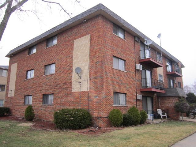 6338 W 99th Pl. #2B, Oak Lawn, IL 60453