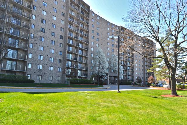 6340 Americana Dr. #1213, Willowbrook, IL 60527
