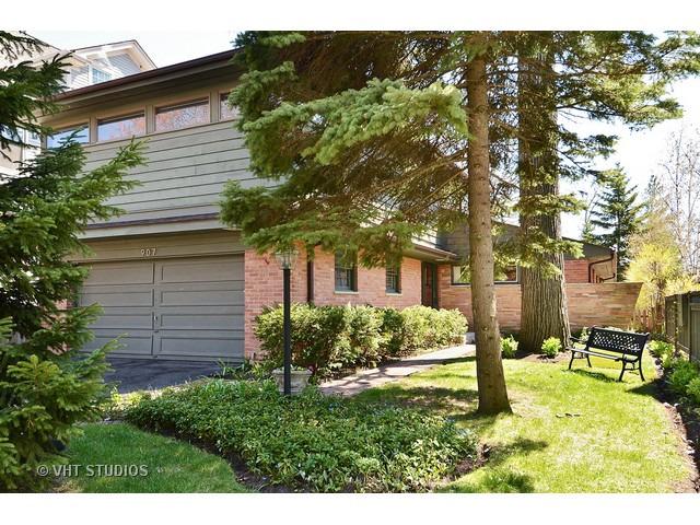 907 Lake Ave., Wilmette, IL 60091