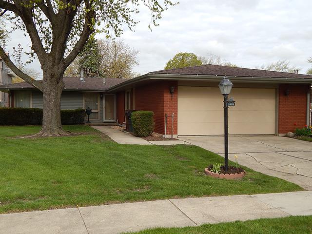 5541 Adeline Pl., Oak Forest, IL 60452