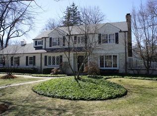 736 Oak Rd., Barrington, IL 60010