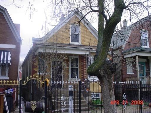 939 N St Louis Ave., Chicago, IL 60651