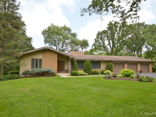 7408 Chesterfield Rd., Crystal Lake, IL 60012