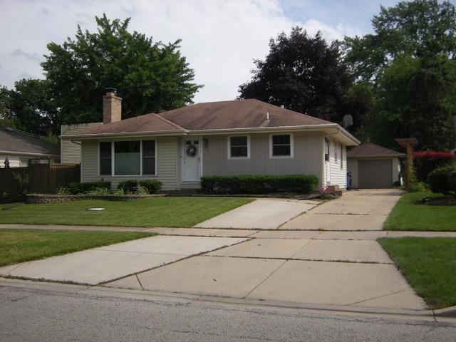 733 Greenview Ave., Des Plaines, IL 60016