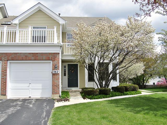 562 Bradbury Ln., Geneva, IL 60134