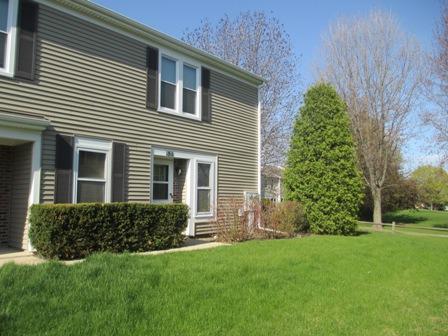 1811 Pebble Beach Cir., Elk Grove Village, IL 60007