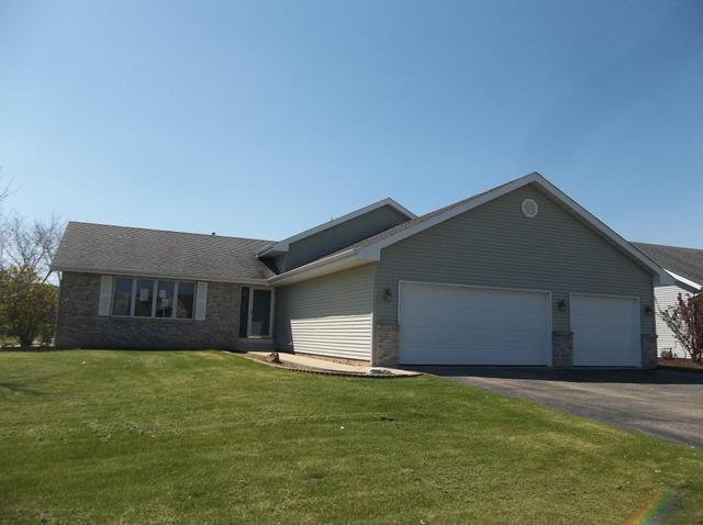 911 Indian Pkwy., Winnebago, IL 61088