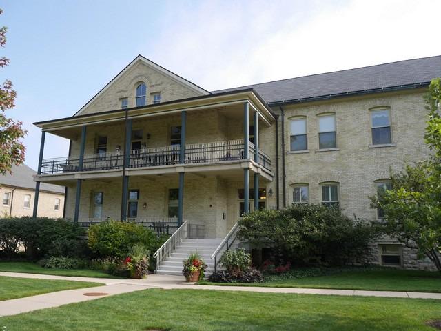 314 Leonard Wood #205, Highland Park, IL 60035