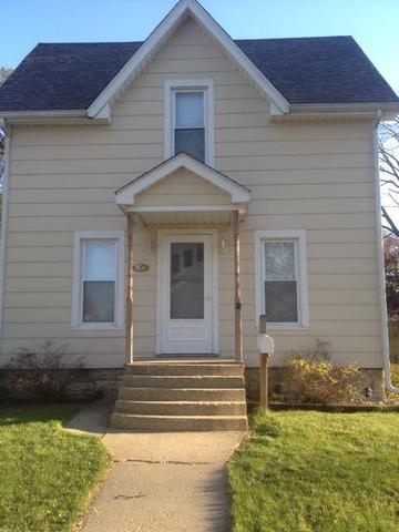 906 Grove St., Dekalb, IL 60115