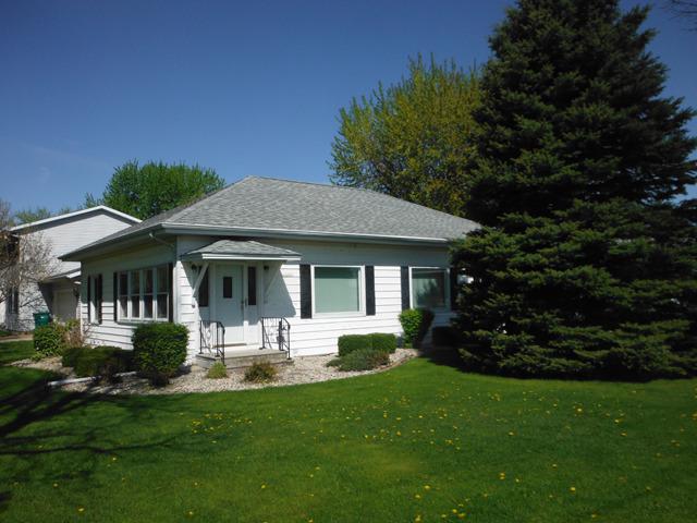 104 Strong St., Dalzell, IL 61320