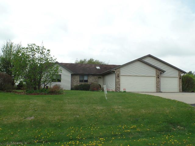 7994 Cricklewood Dr., Roscoe, IL 61073