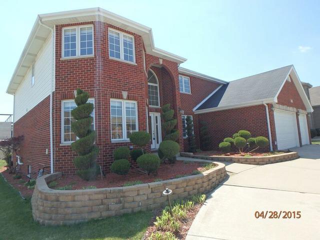4811 Summerhill Dr, Country Club Hills, IL 60478
