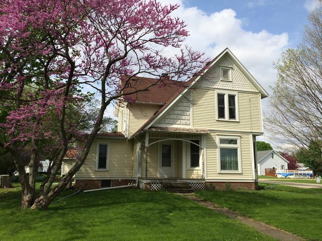 302 W Chestnut St., Malden, IL 61337