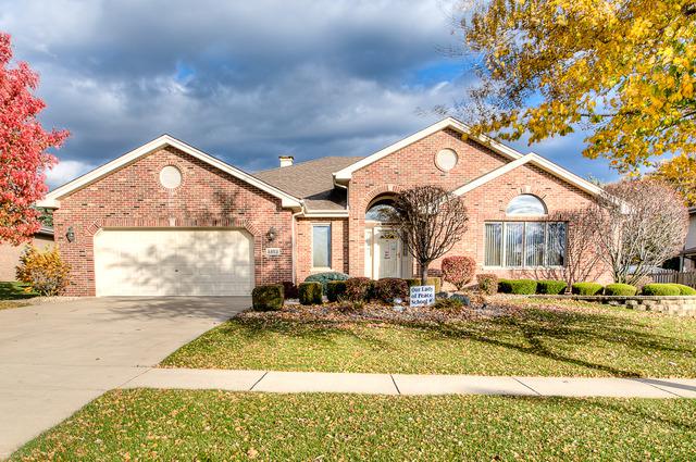 8853 Oxford St., Woodridge, IL 60517