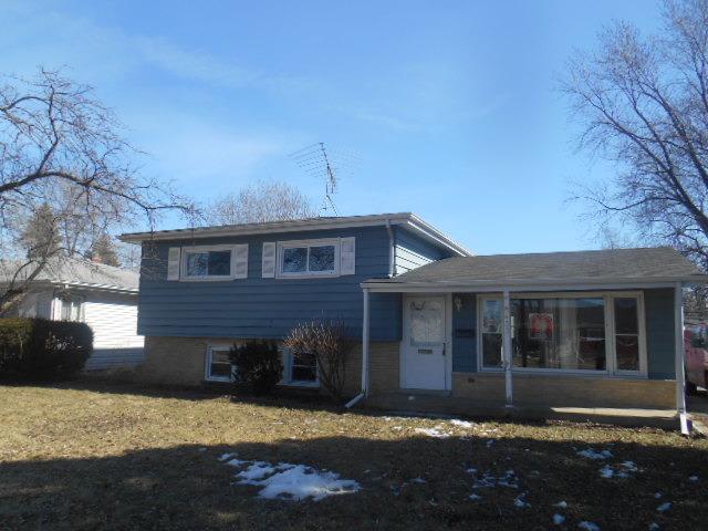 437 S Harvard Ave., Addison, IL 60101