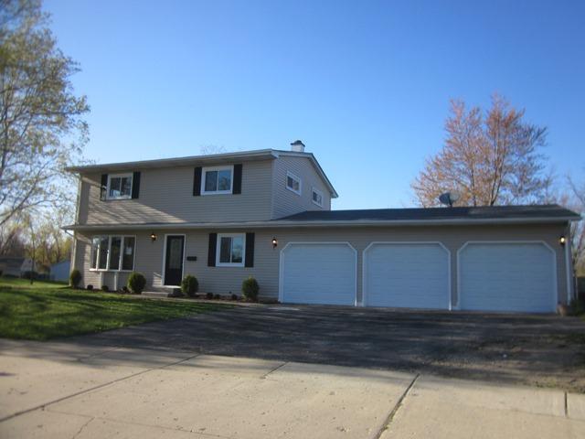 36427 N Streamwood Dr., Gurnee, IL 60031