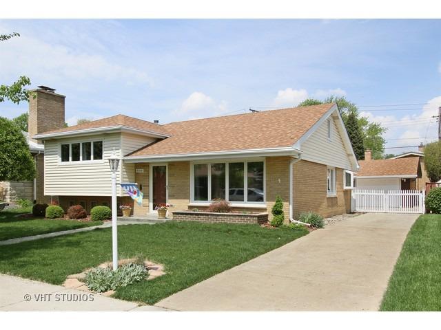 5328 W 102nd St., Oak Lawn, IL 60453