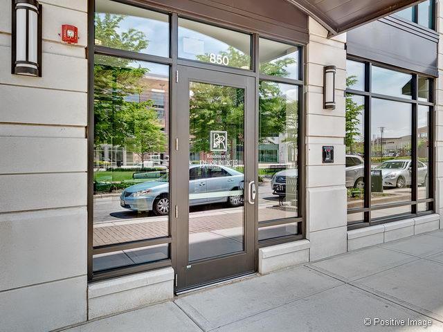 850 Village Center Dr. #319, Burr Ridge, IL 60527